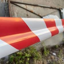 Taśma ostrzegawczo-oznaczeniowa biało-czerwona foliowa