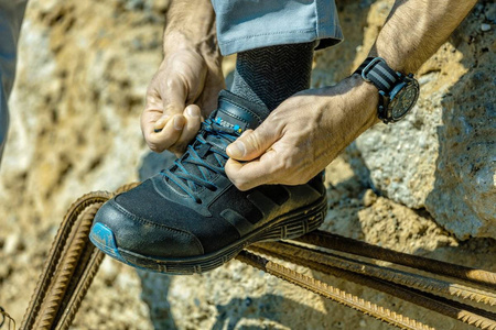 Buty obuwie półbuty robocze ochronne z podnoskiem antypoślizgowe bezpieczne HOGERT S1 HT5K505